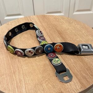 Vintage Little Earth Black Bottle Cap Accent Seatbelt Style Belt 28 inches